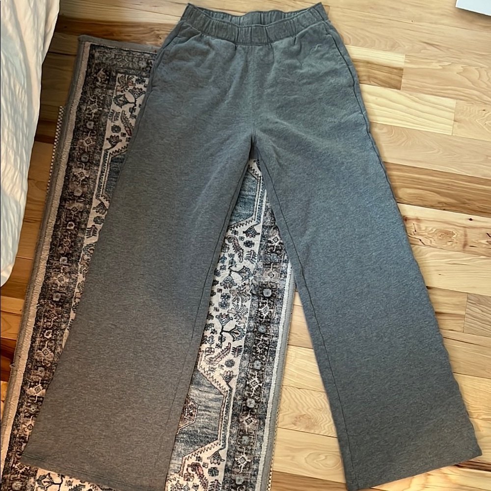 Hollister Women's Gray Wide Leg Pants